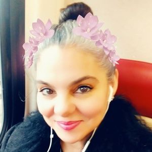 Meet your Posher, Addy